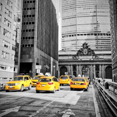 Yellow cabs on Park Avenue in front of Grand Central Terminal, New York